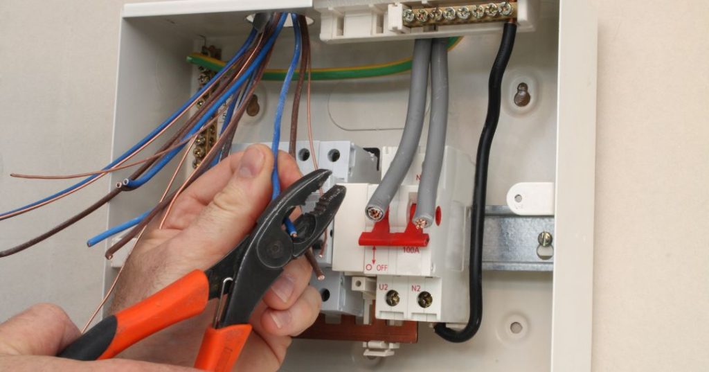 Circuitos e fiações elétricas em Aracaju